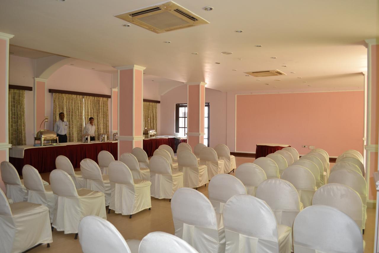 Hotel Ashish International Bhilai Eksteriør billede