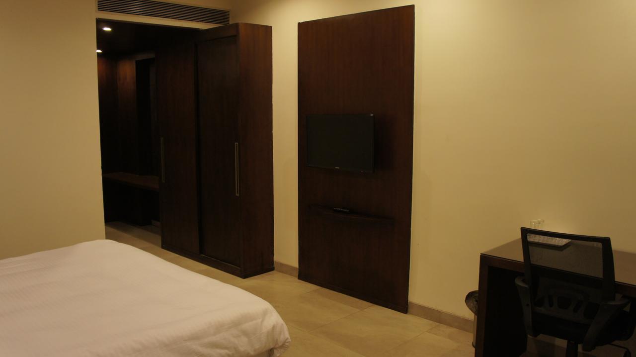 Hotel Ashish International Bhilai Eksteriør billede